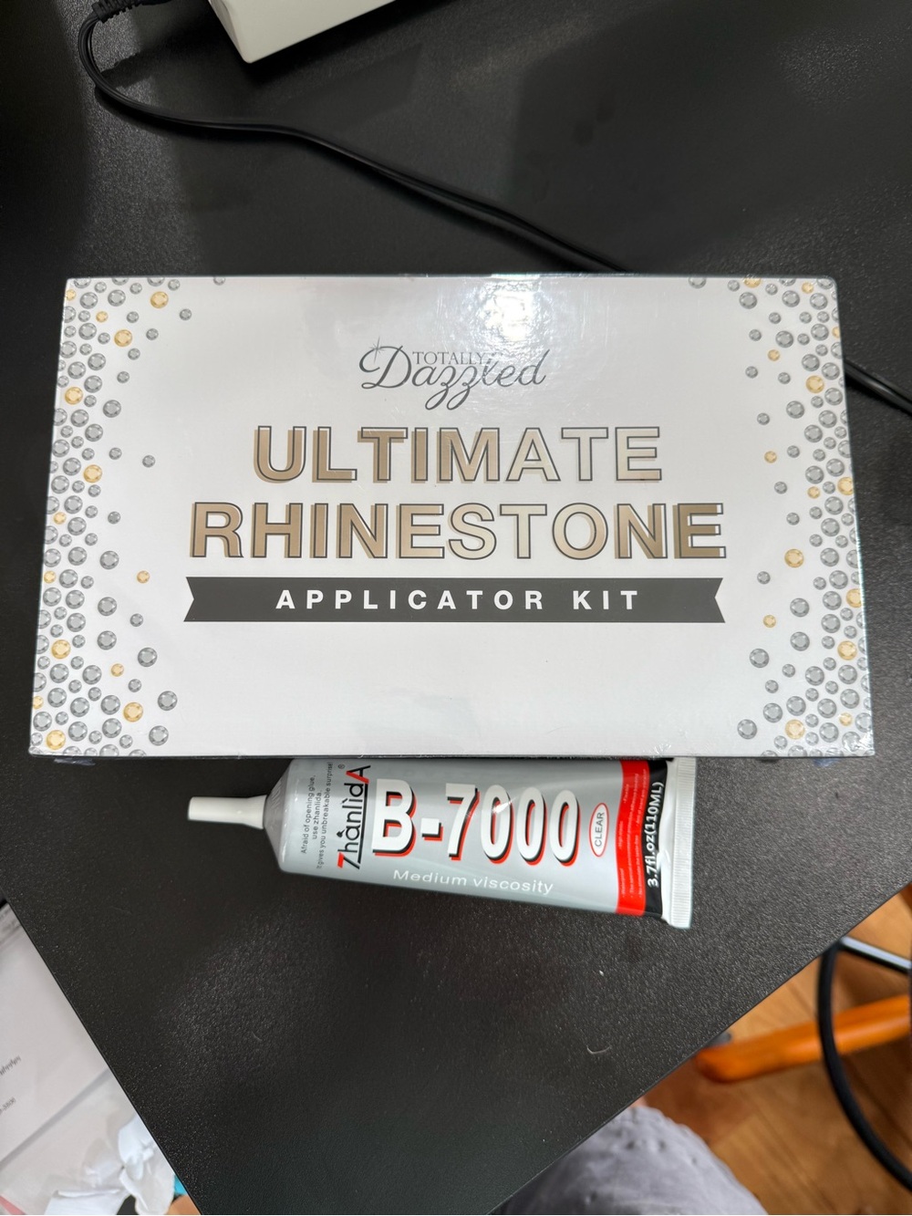 Ultimate Rhinestone Applicator Kit in White and Gold